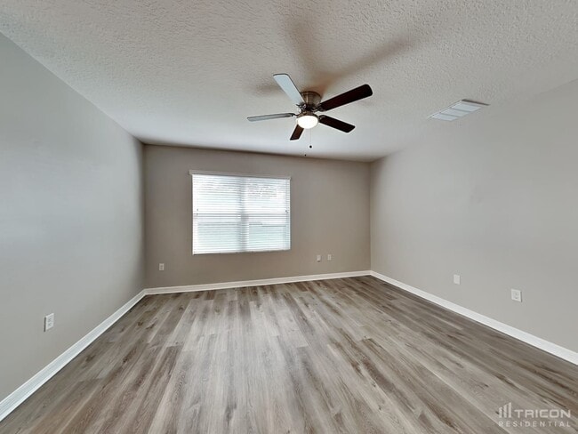 Photo - 4368 Edenrock Pl