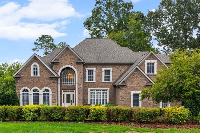 Building Photo - Stunning 4 bed, 4.5 bath Custom home in Ca...