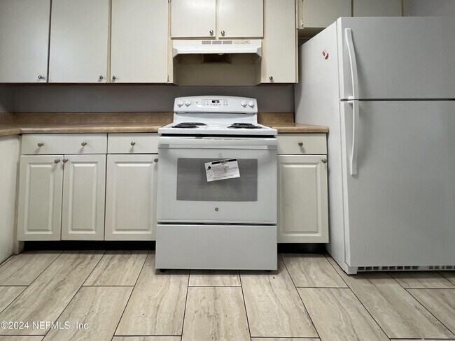 Photo - 1130 Woodruff Ave Unit 3
