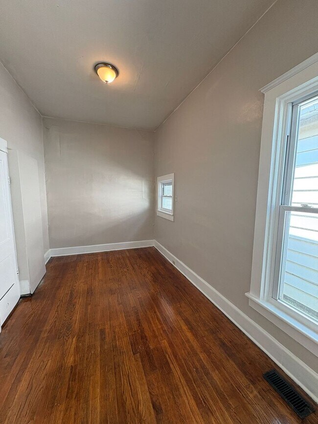 Photo - 3937 Woodhaven Dr