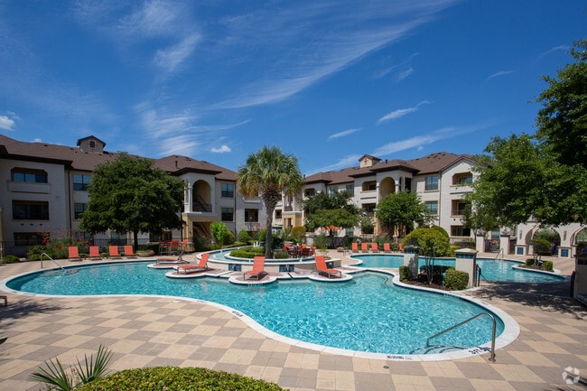 Building Photo - Bridge at Tech Ridge