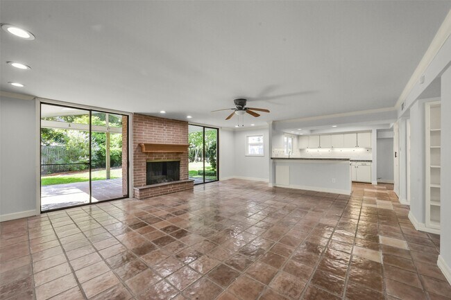 Photo - 4707 Nenana Dr