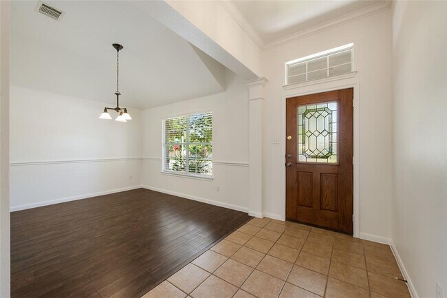 Photo - 3704 Pine Needle Cir