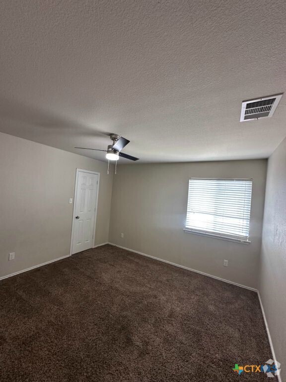 Building Photo - 4808 Green Meadow St Rental