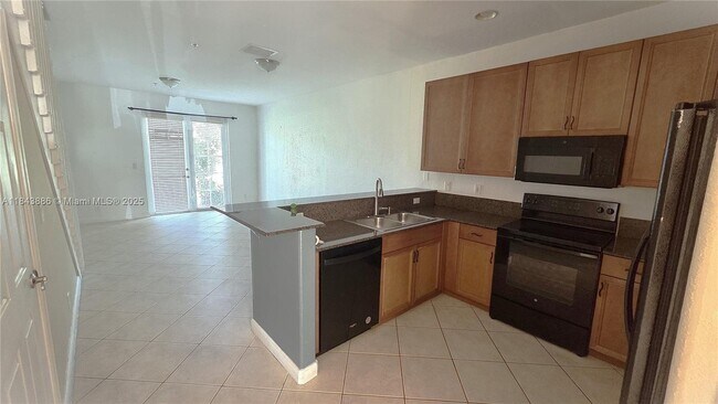 Photo - 4605 SW 75th Way