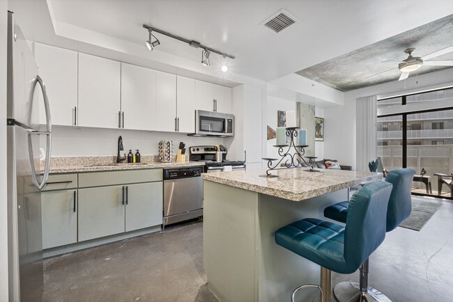 Photo - 333 E Roosevelt St Unit SI ID1540747P