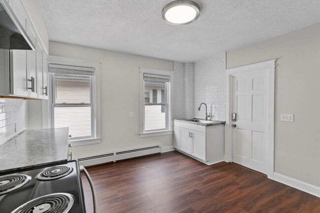 Photo - 29 Cole St Unit #2