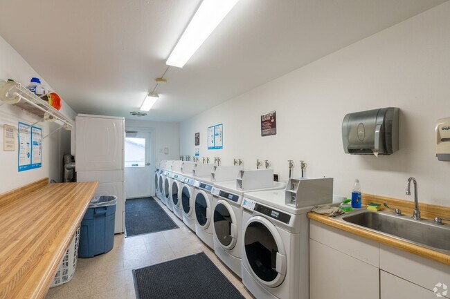 Photo - WillowWood Village Apts