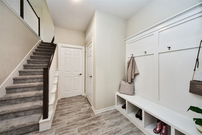 Photo - 25119 Sundance Park Ln
