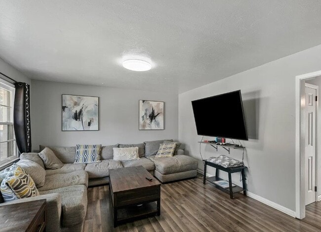 Photo - 4935 S 129th St