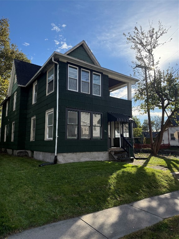 Building Photo - 66 Endicott Ave Unit 1