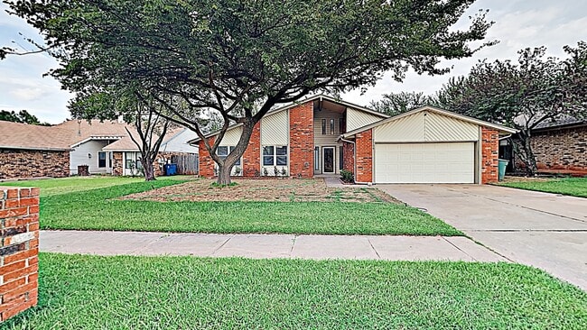 Photo - Beautiful 4 Bedroom 2 Bath in Edmond