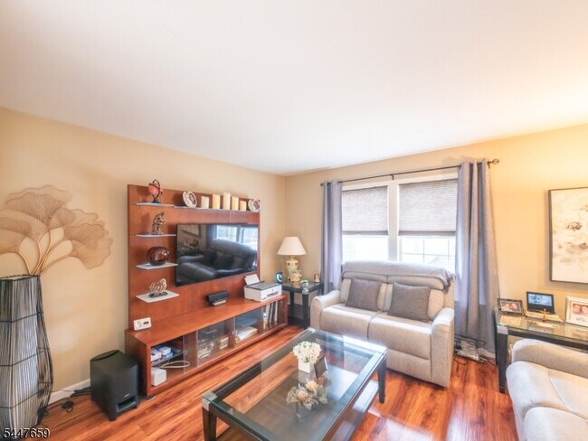 Photo - 6B Patrick Henry Ct