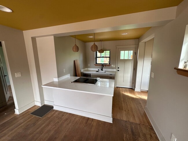 Photo - 1410 W North St