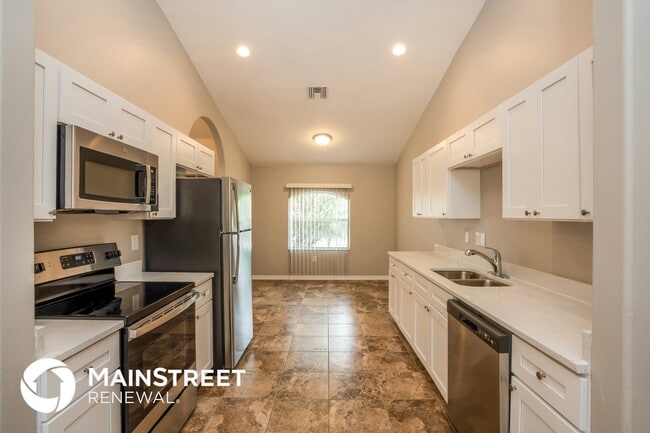 Photo - 1383 Eppinger Dr