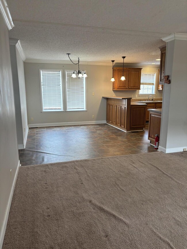 Photo - 6115 Dinkins Mill Rd