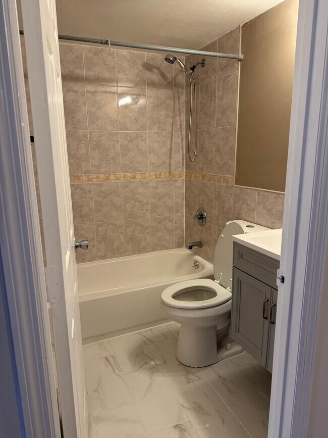 Photo - 7026 57th Dr