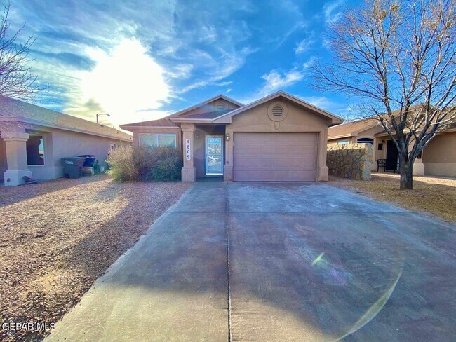 Photo - 4609 Joseph Rodriguez Dr