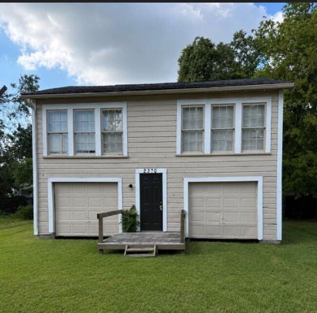 Building Photo - 2370 Ave C