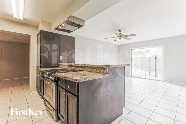 Photo - 1619 E Campus Dr