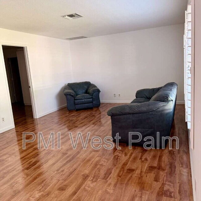 Photo - 147 Sunflower Cir