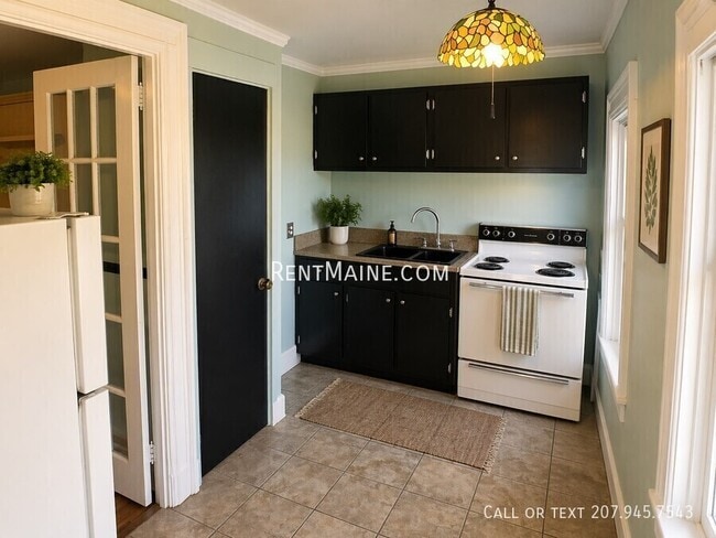 Building Photo - 99 Broadway Unit Apt 7