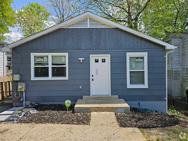 Building Photo - 906 Elfin Ave Rental