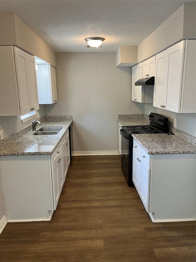 Photo - 5142 Madden Ln