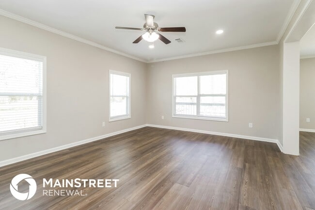 Photo - 8516 Kellett St