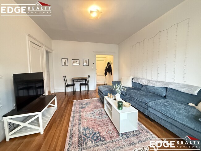 Photo - 25 Walbridge St