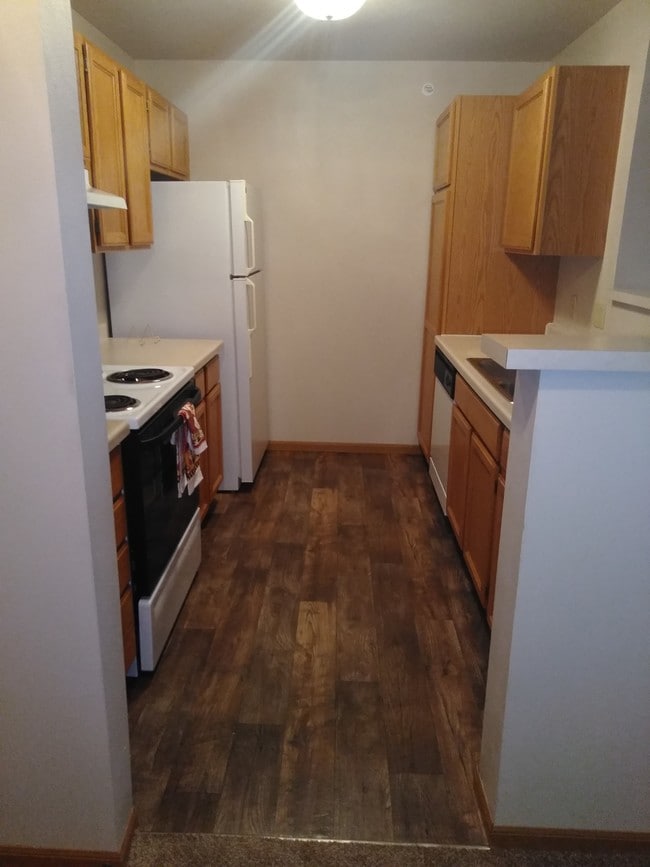 Photo - Marquette Manor