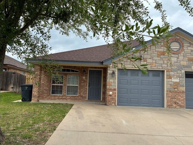 Building Photo - 2303 Bachelor Button Blvd Unit A