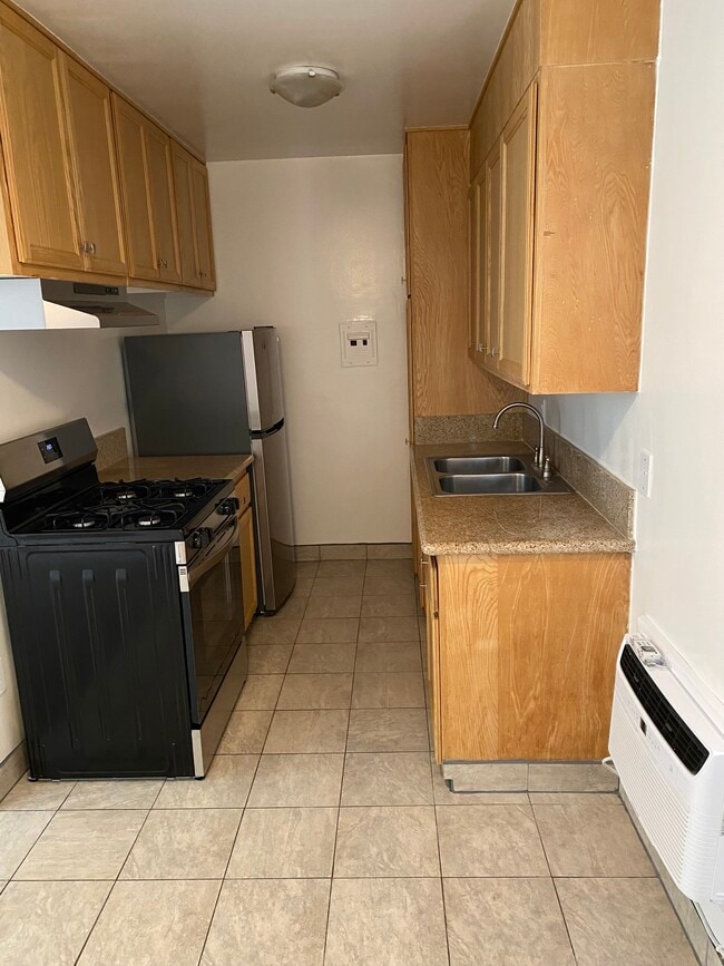 Photo - 5369 Inglewood Blvd