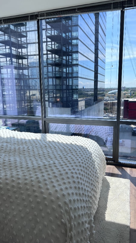 Photo - 853 W Blackhawk St