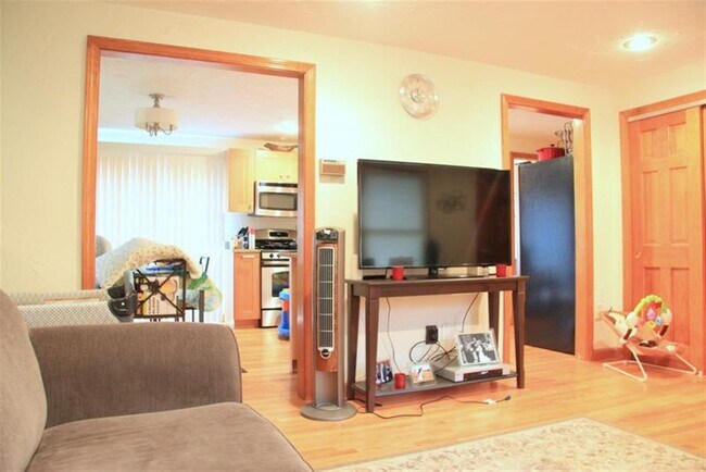 Photo - 201 Sherman St Unit B