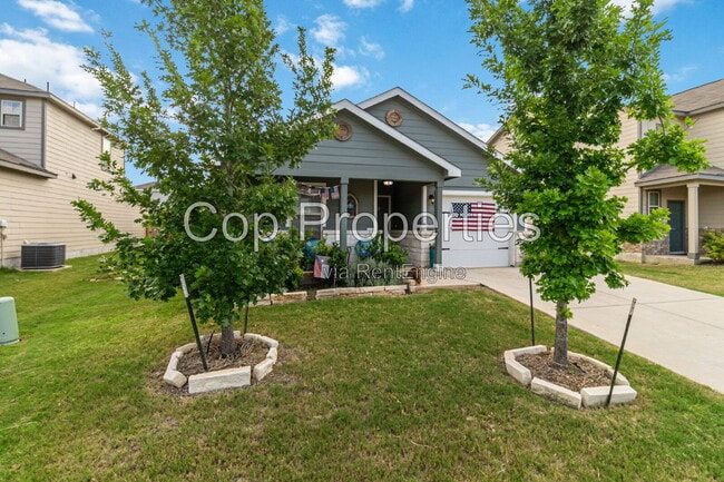 2425 Ayers Dr