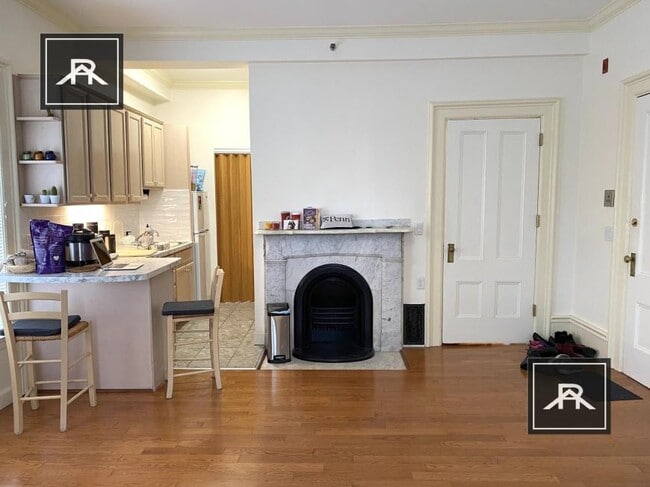 1 bedroom in Newton MA 02458 - 1 bedroom in Newton MA 02458 Condo Unit 2L