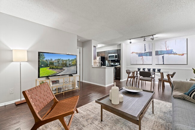 Living room - Wellesley Terrace At Short Pump