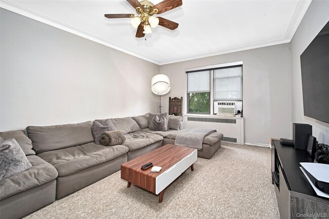 Photo - 2 Greenridge Ave Unit 3C