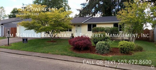 Building Photo - Available Now!  One-level home w/ Fenced Y...