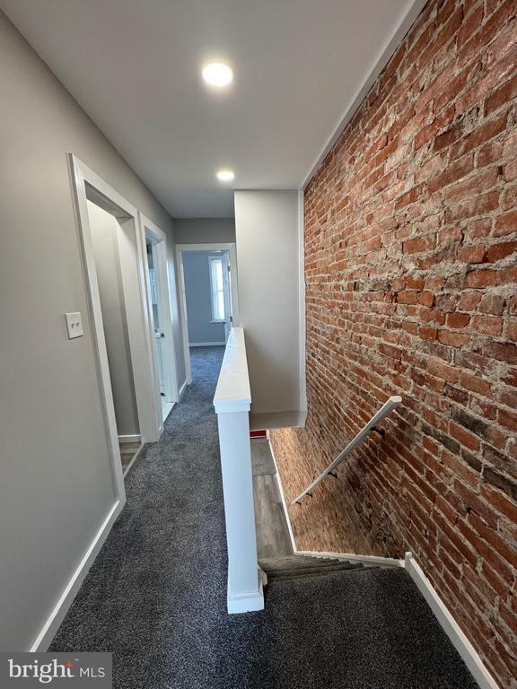 Photo - 2718 E Madison St