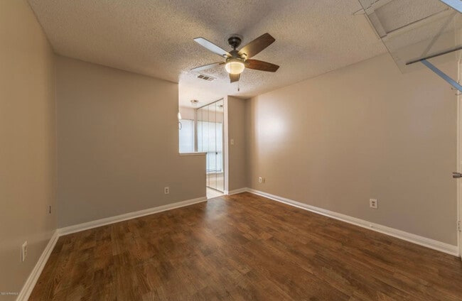 Bedroom #2 - 913 St Landry St Unit #8