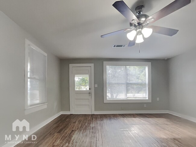 Photo - 4101 W Pear St