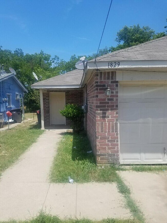 Photo - 1829-1831 Dillard St Unit 1829