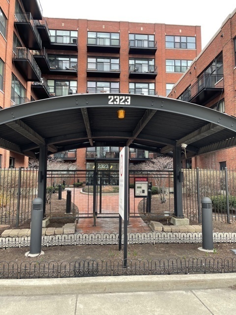 Photo - 2323 W Pershing Rd Condo Unit 417