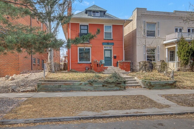Building Photo - 1427 Clayton St Unit The Treehouse