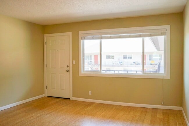 Photo - Top-Floor 2-Bedroom with Bamboo Flooring + Off-Street Parking! Unit 7532