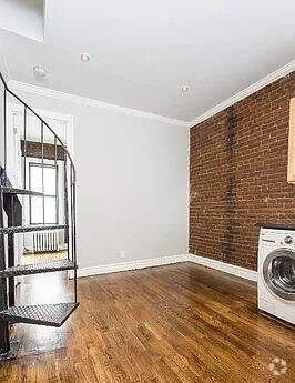 Building Photo - 219 E 23rd St Unit 19 Rental