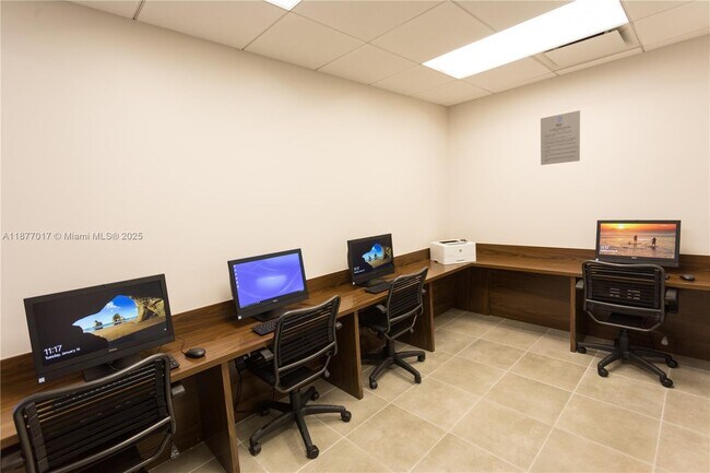 Photo - 3530 NW 36th St Unit 1309