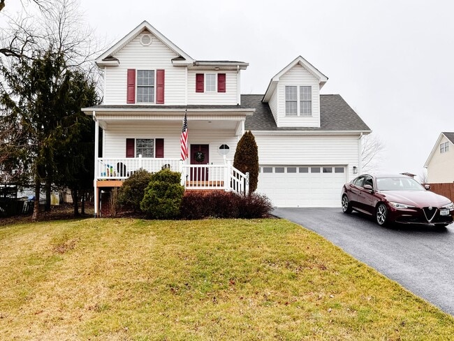Building Photo - 200 Meadow Dr NW
